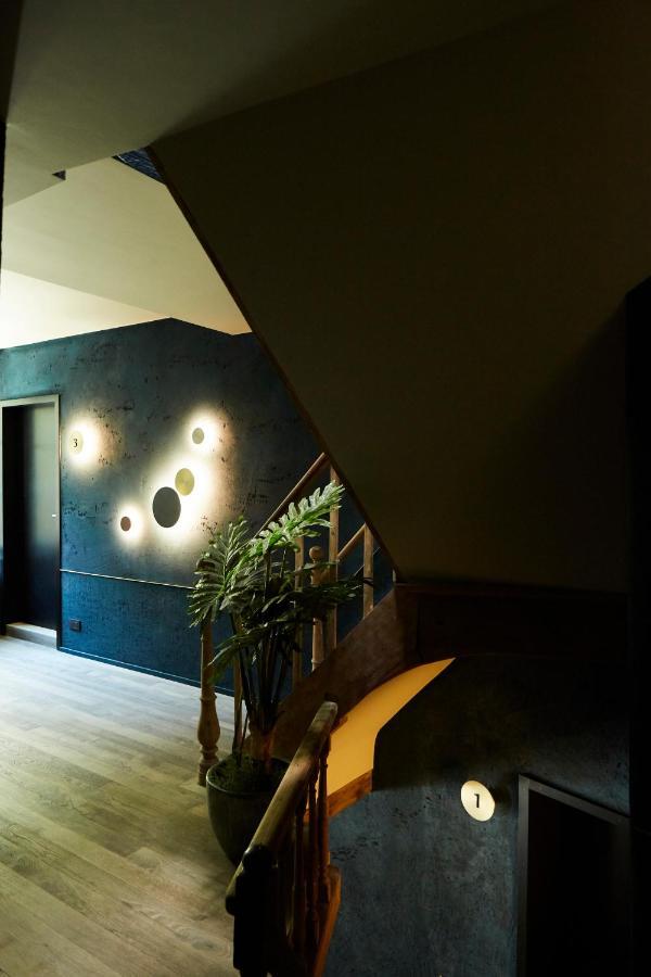 Nonam Boutique Hotel Gent Bagian luar foto